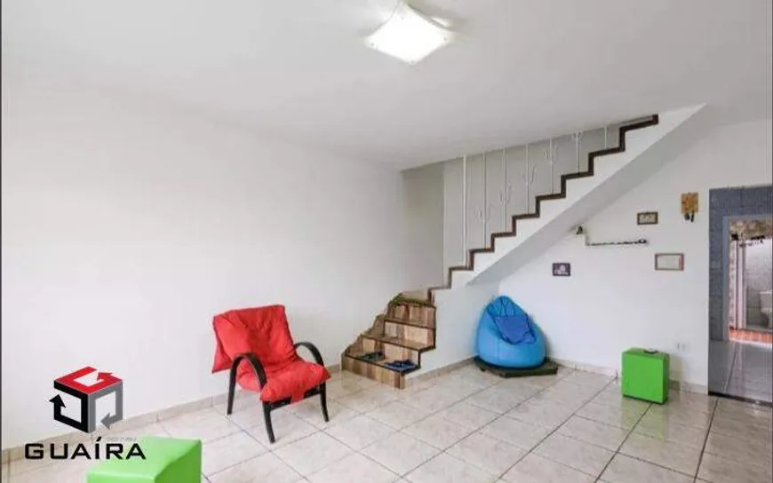 Foto 1 de Sobrado com 2 Quartos à venda, 220m² em Taboão, São Bernardo do Campo