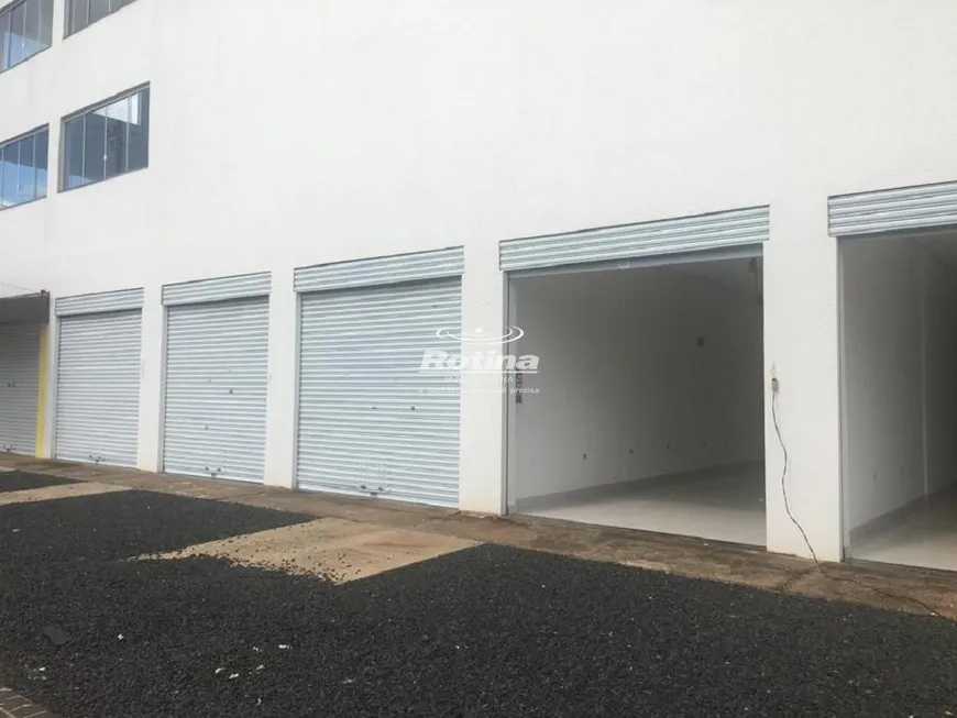 Foto 1 de Ponto Comercial para alugar, 34m² em Jardim das Palmeiras, Uberlândia