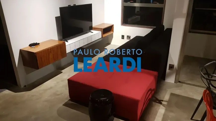 Foto 1 de Apartamento com 1 Quarto à venda, 53m² em Consolação, São Paulo