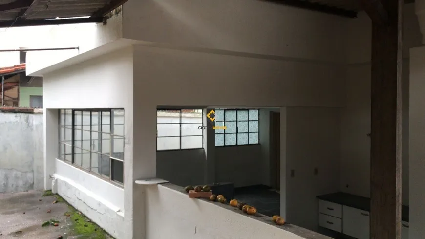 Foto 1 de Casa com 3 Quartos à venda, 303m² em Santa Rosa, Belo Horizonte