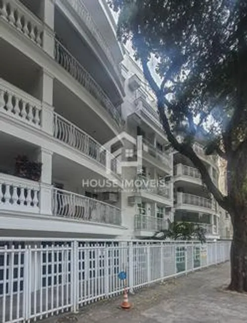 Foto 1 de Apartamento com 2 Quartos à venda, 99m² em Copacabana, Rio de Janeiro