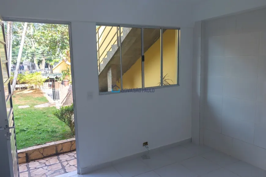 Foto 1 de Casa com 1 Quarto para alugar, 40m² em Cupecê, São Paulo