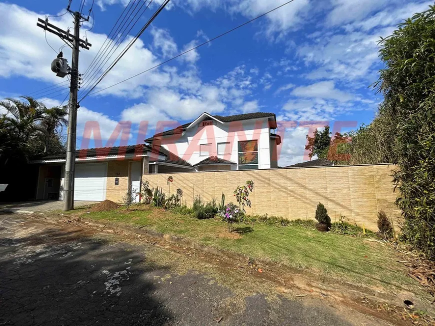 Foto 1 de Casa de Condomínio com 5 Quartos à venda, 250m² em Serra da Cantareira, São Paulo