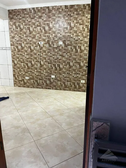 Foto 1 de Casa com 1 Quarto para alugar, 65m² em Vila Nova Mauá, Mauá