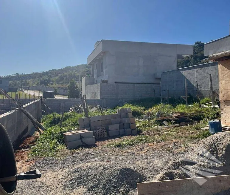 Foto 1 de Lote/Terreno à venda, 323m² em Loteamento Residencial Fazenda Casa Grande, Taubaté