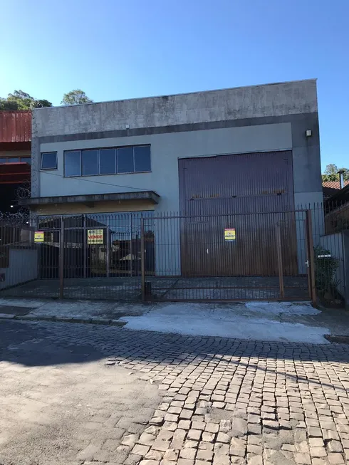 Foto 1 de Galpão/Depósito/Armazém à venda, 526m² em São José, Caxias do Sul