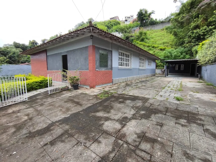 Foto 1 de Imóvel Comercial com 3 Quartos para alugar, 182m² em Vila Muqui, Teresópolis