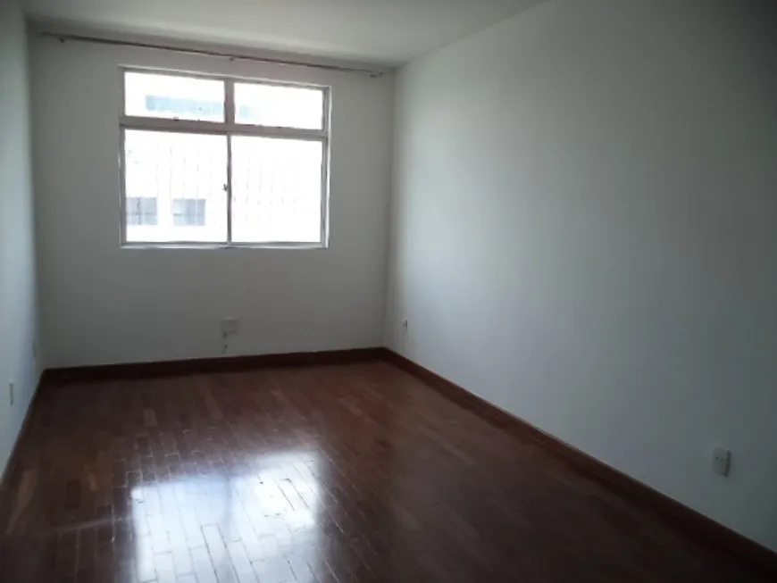 Foto 1 de Apartamento com 3 Quartos à venda, 90m² em Ouro Preto, Belo Horizonte