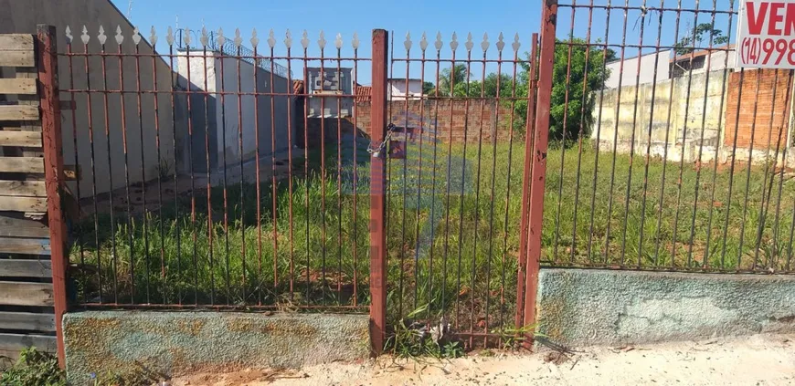 Foto 1 de Lote/Terreno à venda, 242m² em Vila Pacífico, Bauru