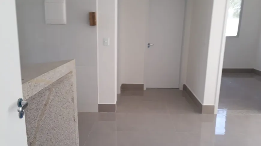 Foto 1 de Apartamento com 2 Quartos à venda, 44m² em Itapoã, Belo Horizonte