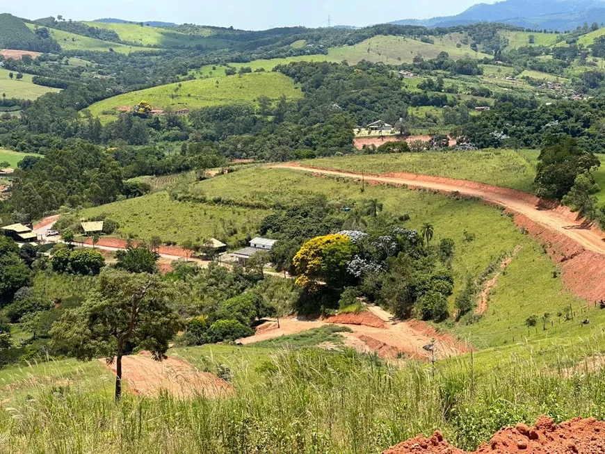 Foto 1 de Lote/Terreno à venda, 500m² em Zona Rural, Ibiúna