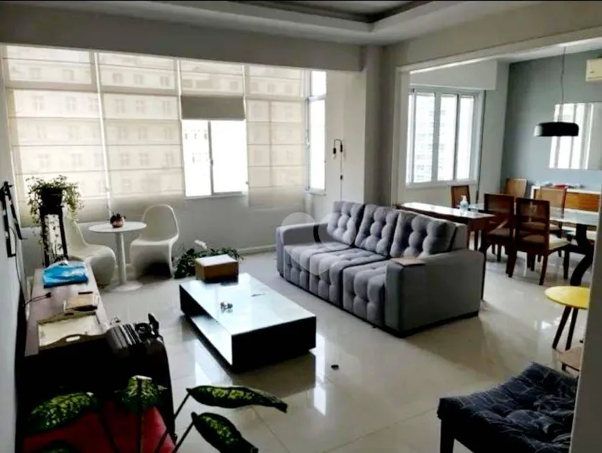 Foto 1 de Apartamento com 3 Quartos à venda, 126m² em Copacabana, Rio de Janeiro