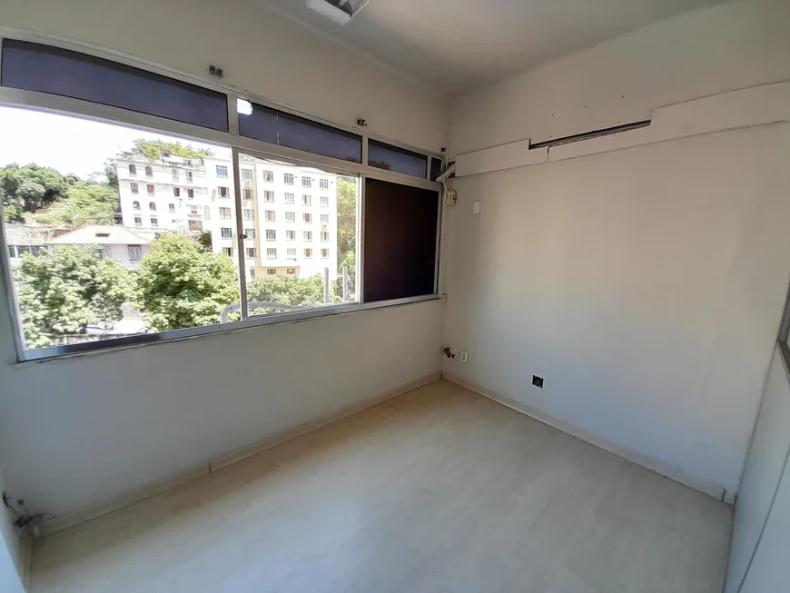 Foto 1 de Sala Comercial com 1 Quarto para alugar, 30m² em Centro, Rio de Janeiro