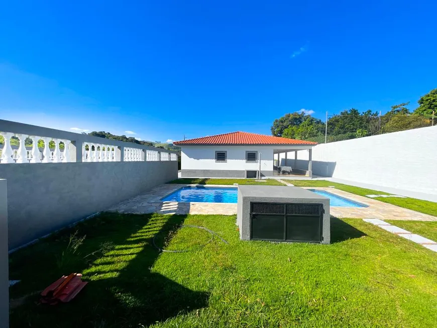 Foto 1 de Fazenda/Sítio com 3 Quartos à venda, 1100m² em Centro, Socorro