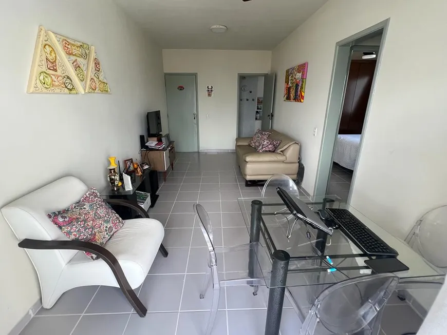 Foto 1 de Apartamento com 2 Quartos à venda, 75m² em Centro, Guarapari