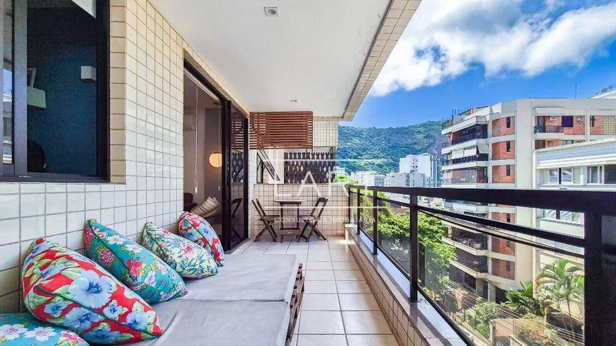 Foto 1 de Apartamento com 2 Quartos à venda, 95m² em Humaitá, Rio de Janeiro