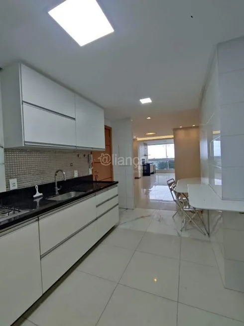 Foto 1 de Apartamento com 3 Quartos para alugar, 110m² em Praia de Itaparica, Vila Velha