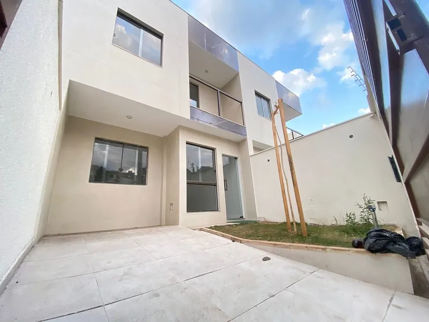 Foto 1 de Casa com 3 Quartos à venda, 115m² em Santa Amélia, Belo Horizonte