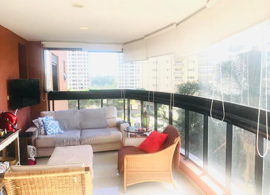 Foto 1 de Apartamento com 3 Quartos à venda, 169m² em Jardim Fonte do Morumbi , São Paulo