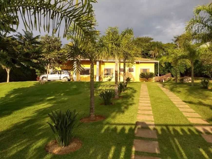 Foto 1 de Fazenda/Sítio com 4 Quartos à venda, 2000m² em Jardim Escócia, Aracoiaba da Serra