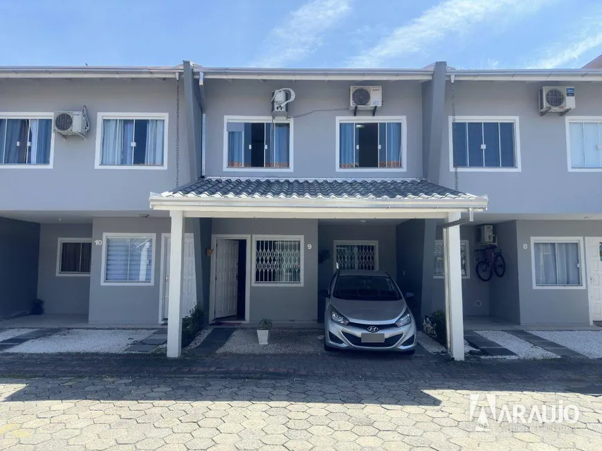 Foto 1 de Casa com 3 Quartos à venda, 84m² em Sao Joao, Itajaí