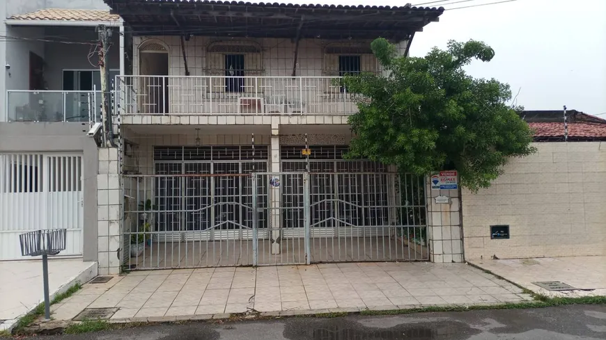 Foto 1 de Casa com 4 Quartos à venda, 300m² em Jabotiana, Aracaju