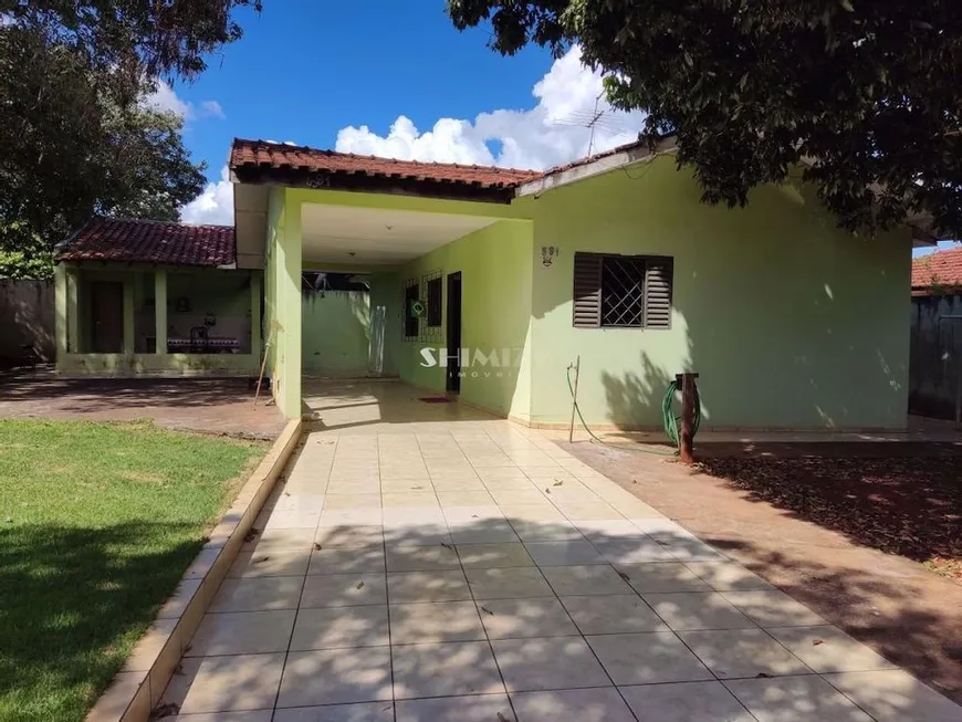 Foto 1 de Casa com 3 Quartos à venda, 130m² em Conjunto Habitacional Requiao, Maringá