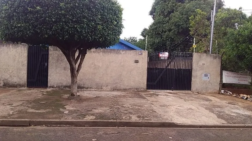 Foto 1 de Casa com 3 Quartos à venda, 360m² em Caiçara, Campo Grande