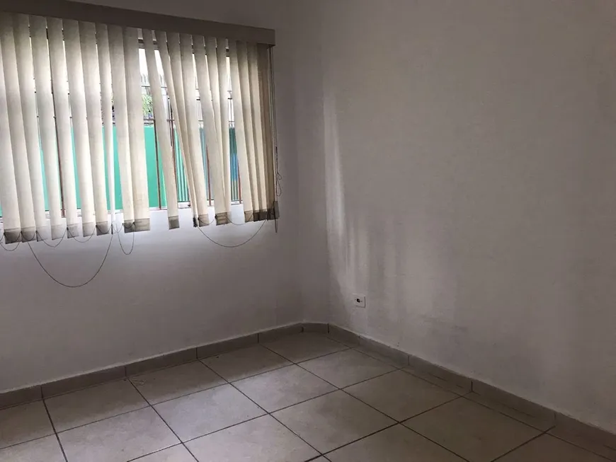 Foto 1 de Casa com 2 Quartos para alugar, 420m² em Vila Bocaina, Mauá