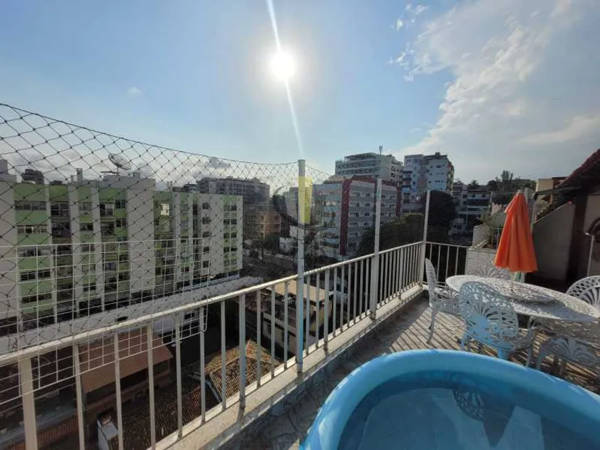 Foto 1 de Cobertura com 2 Quartos à venda, 133m² em Anil, Rio de Janeiro
