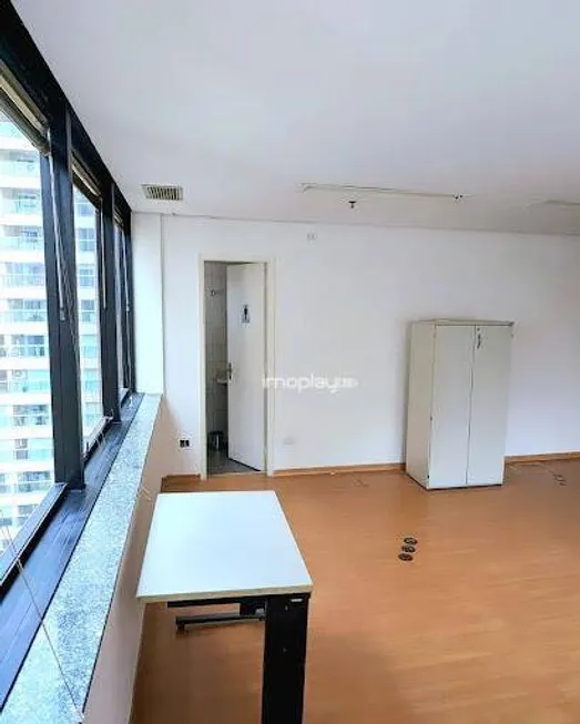 Foto 1 de Sala Comercial para alugar, 40m² em Moema, São Paulo