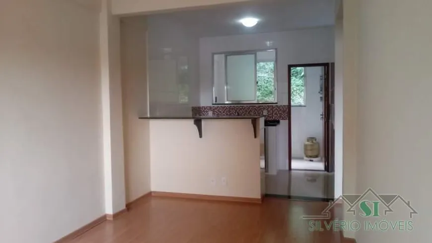 Foto 1 de Apartamento com 2 Quartos à venda, 66m² em Bingen, Petrópolis