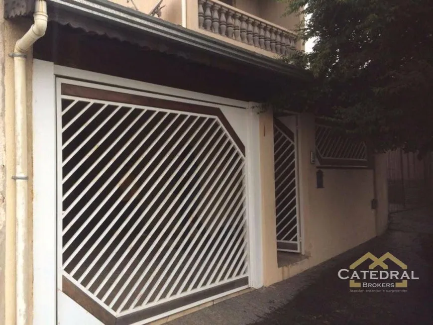 Foto 1 de Sobrado com 3 Quartos à venda, 180m² em Anhangabau, Jundiaí