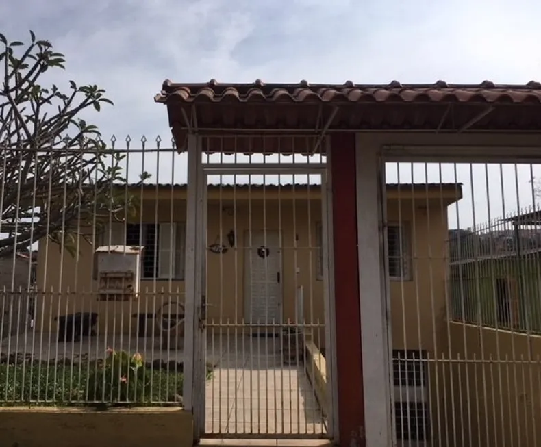 Foto 1 de Casa com 4 Quartos à venda, 151m² em Nonoai, Porto Alegre