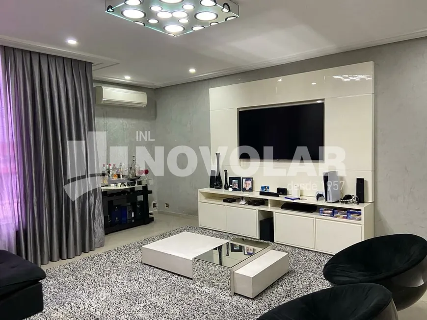 Foto 1 de Sobrado com 3 Quartos à venda, 202m² em Vila Paiva, São Paulo