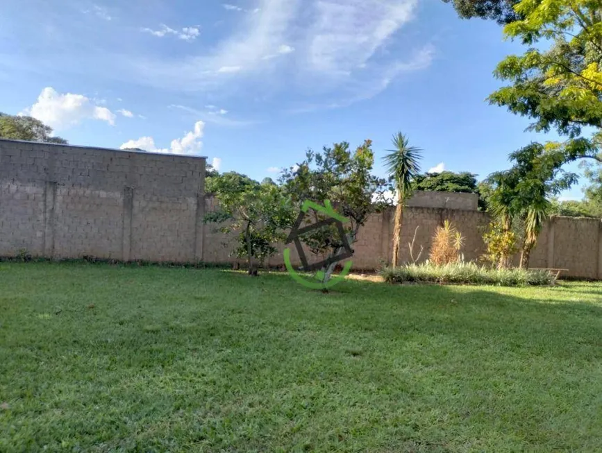 Foto 1 de Lote/Terreno à venda, 1600m² em Chácara Flora Araraquara, Araraquara