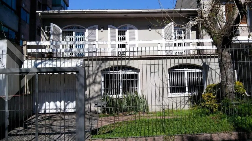 Foto 1 de Casa com 3 Quartos à venda, 130m² em Mont' Serrat, Porto Alegre