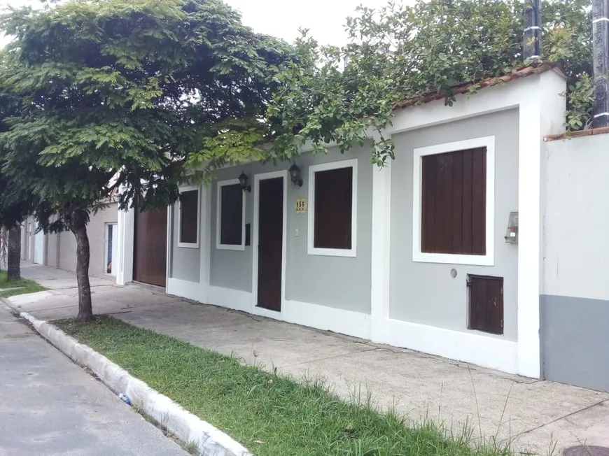 Foto 1 de Casa com 3 Quartos para alugar, 154m² em Nova Esperanca, Balneário Camboriú