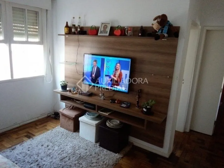 Foto 1 de Apartamento com 2 Quartos à venda, 60m² em Santo Antônio, Porto Alegre