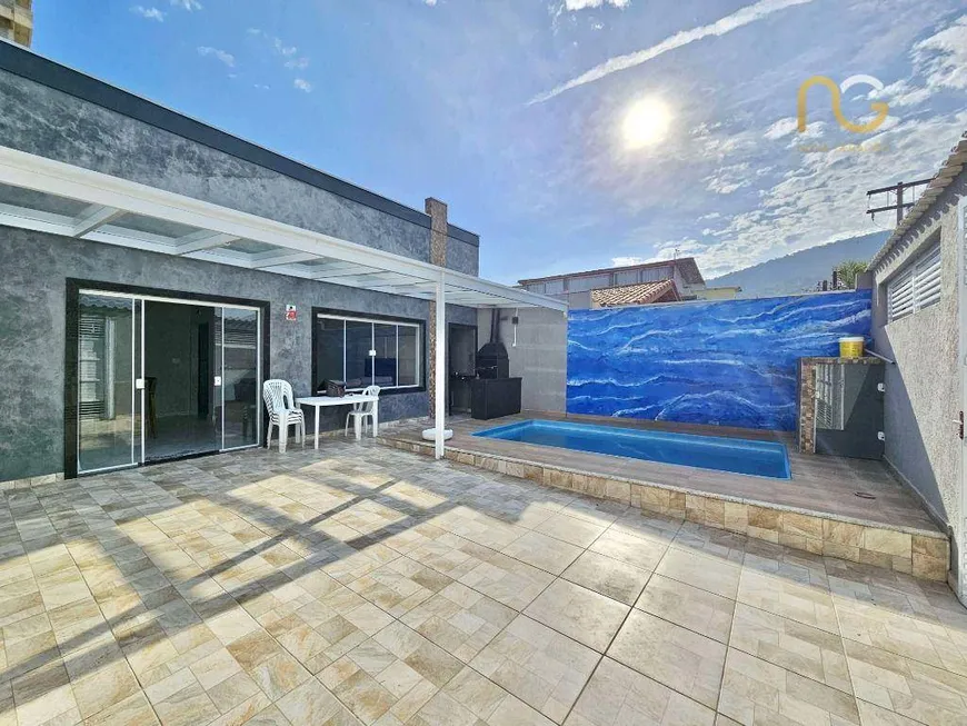 Foto 1 de Casa com 3 Quartos à venda, 145m² em Solemar, Praia Grande