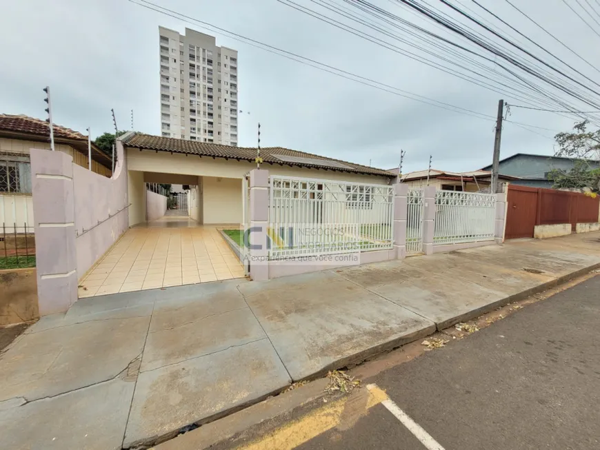 Foto 1 de Casa com 3 Quartos à venda, 289m² em Centro, Ibiporã