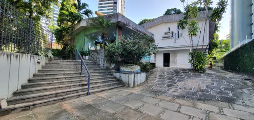 Foto 1 de Casa com 5 Quartos para venda ou aluguel, 700m² em Casa Forte, Recife