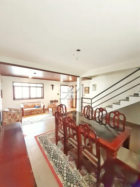 Foto 1 de Casa com 3 Quartos para alugar, 260m² em Vila do Rádio, Rio Claro