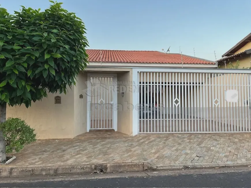 Foto 1 de Casa com 3 Quartos à venda, 220m² em Parque São Miguel, São José do Rio Preto