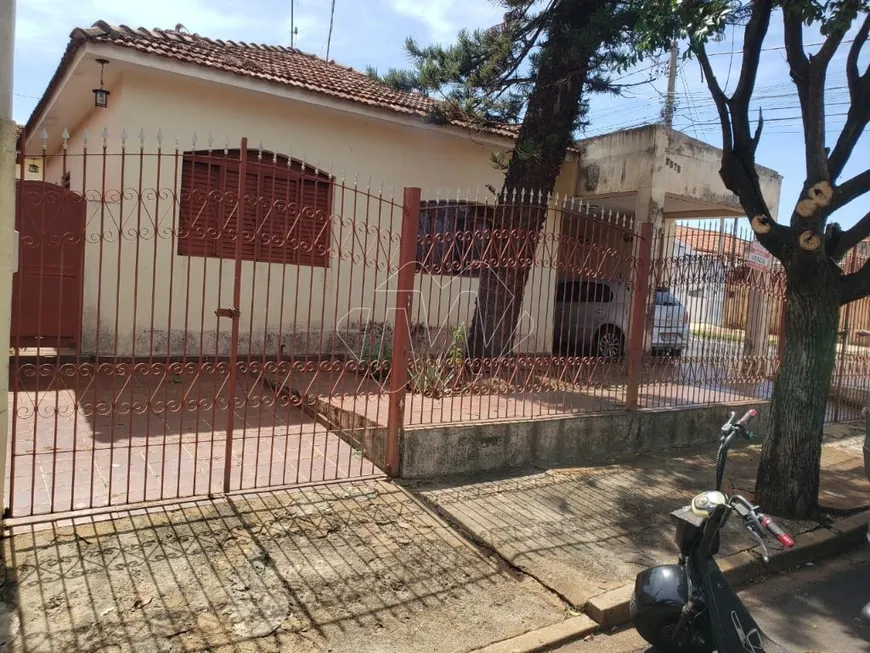 Foto 1 de Casa com 2 Quartos à venda, 78m² em Vila Xavier, Araraquara
