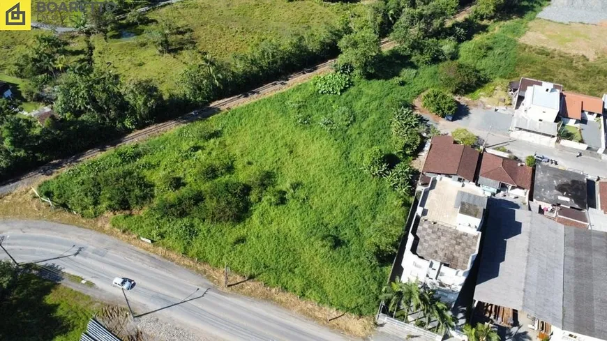 Foto 1 de Lote/Terreno à venda, 3791m² em Nova Brasília, Joinville