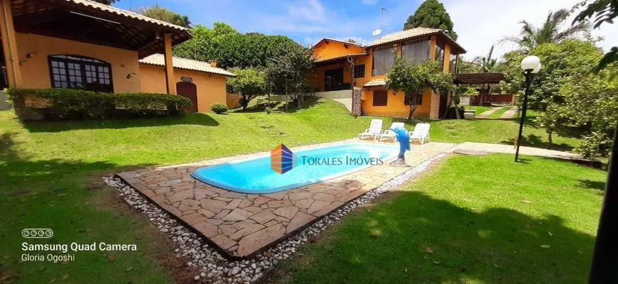 Foto 1 de Fazenda/Sítio com 4 Quartos à venda, 303m² em Batatuba, Piracaia