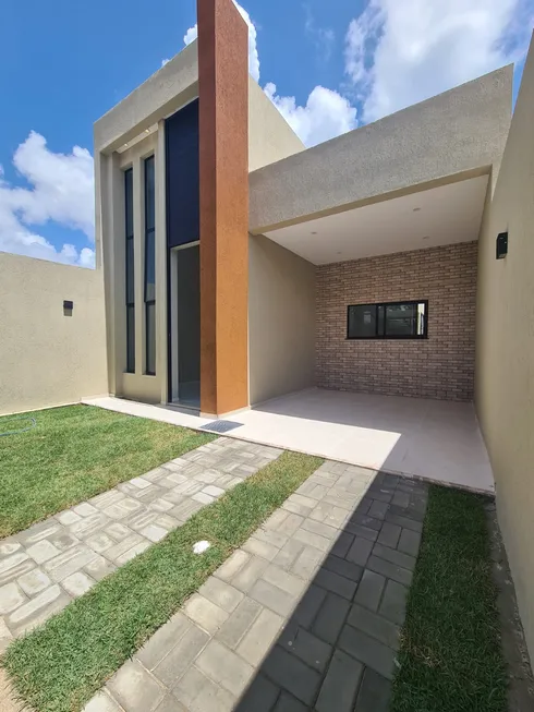 Foto 1 de Casa com 3 Quartos à venda, 90m² em Jacunda, Aquiraz