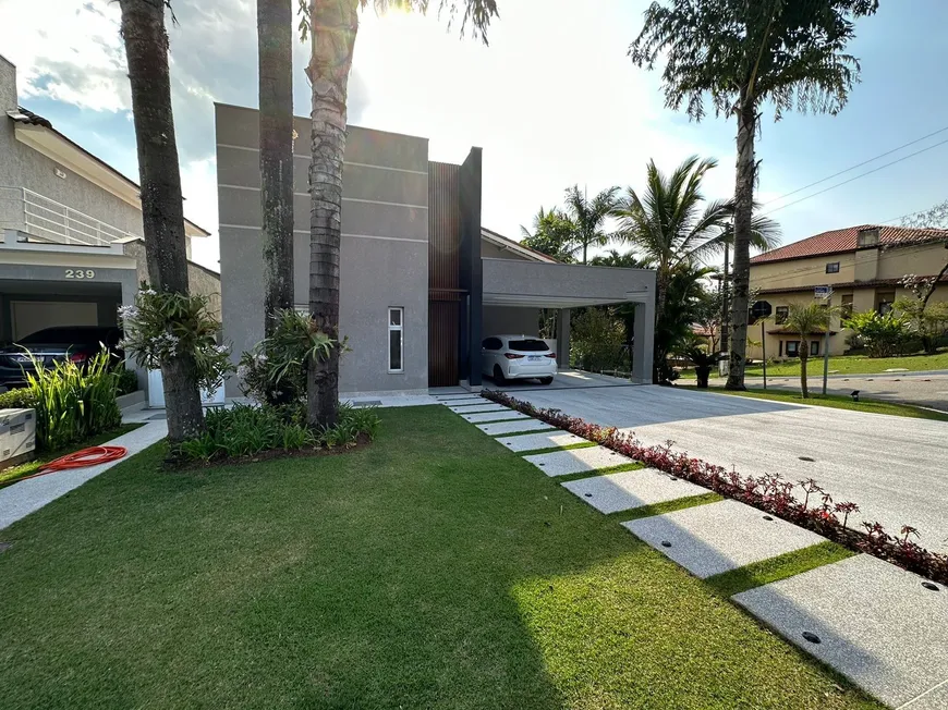 Foto 1 de Casa com 3 Quartos à venda, 300m² em Alphaville, Santana de Parnaíba