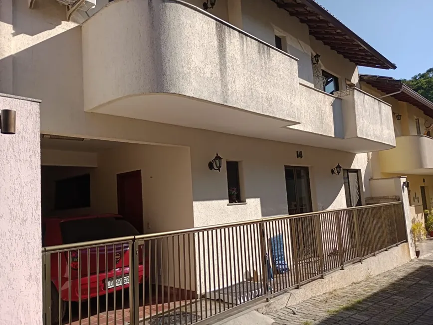 Foto 1 de Casa de Condomínio com 4 Quartos à venda, 180m² em Freguesia- Jacarepaguá, Rio de Janeiro